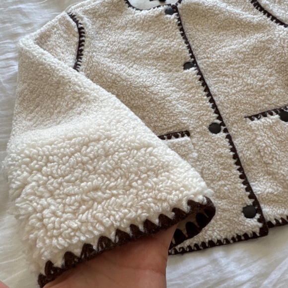 Skies Are Blue Sherpa Jacket - Picture 3 of 6